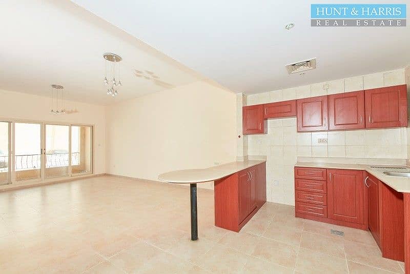 4 Ground Floor Studio - Ease of Access - Close to the Mall