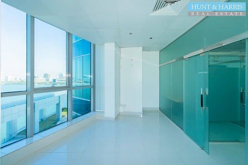 9 Vacant Fitted Office - Spectacular Corniche View - Julphar Towers