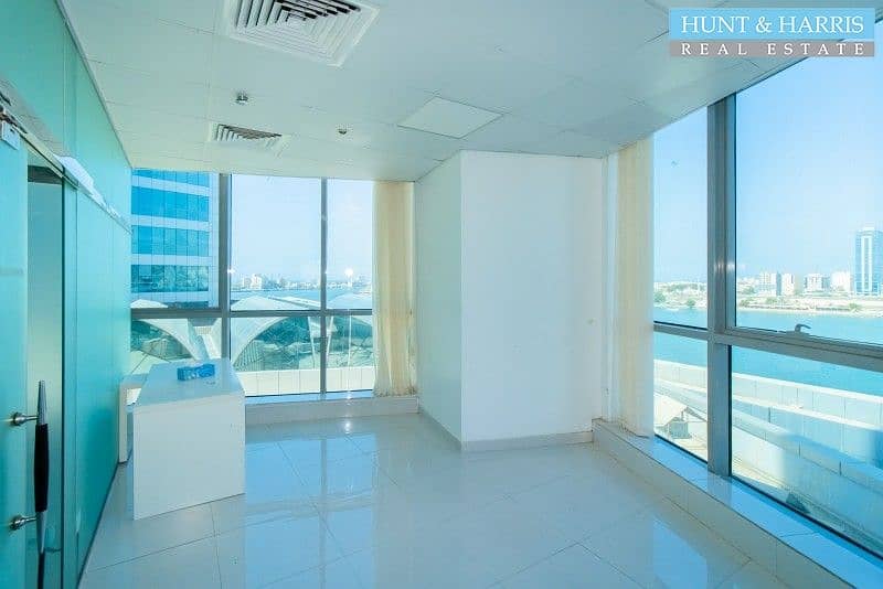 10 Vacant Fitted Office - Spectacular Corniche View - Julphar Towers