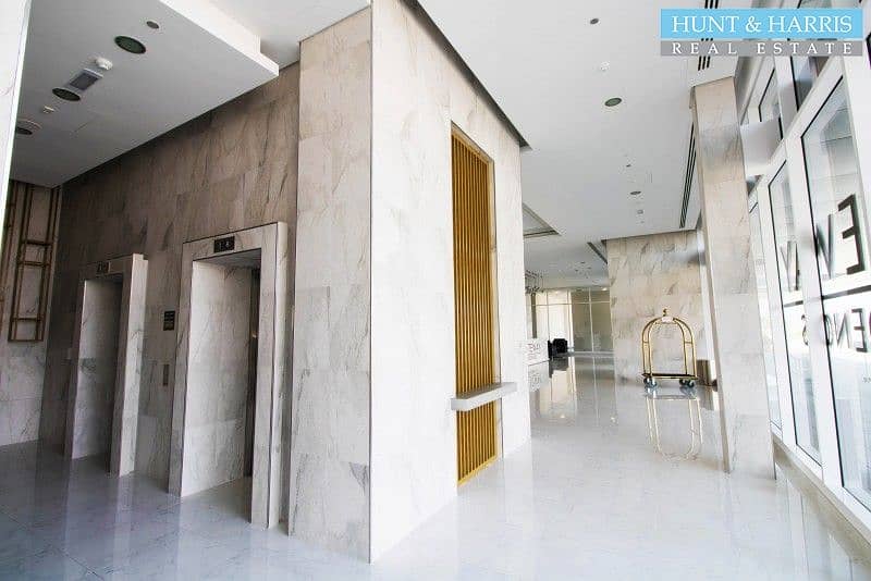 4 Island Lifestyle | Contemporary 1 Bedroom Apartment | Tenanted