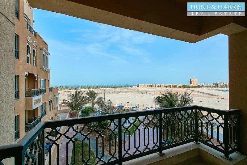 Large Fully Furnished Studio with Stunning Sea Views