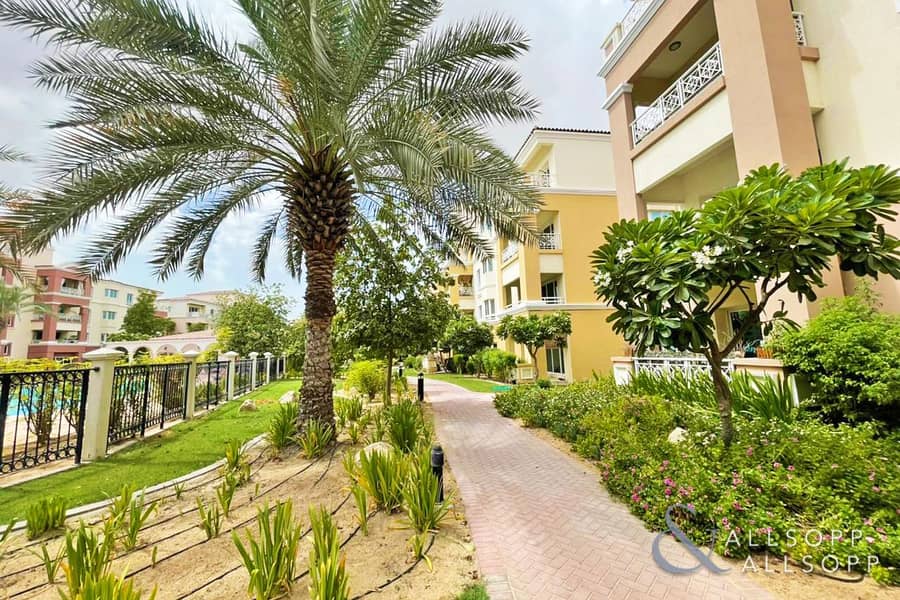 2 1 Bed | Pool and Garden View | Third Floor