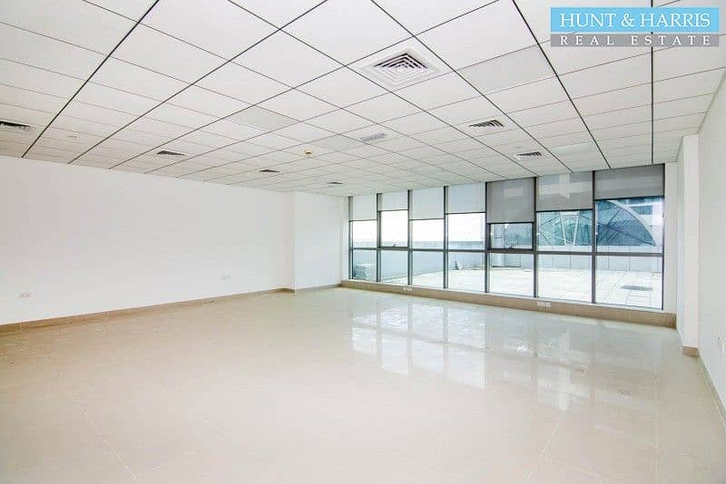 11 High Floor - Modern Fitted Office - Multi Purpose