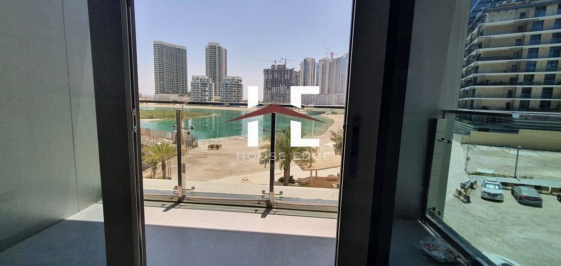 Gorgeous 2 BHK With a Great View.
