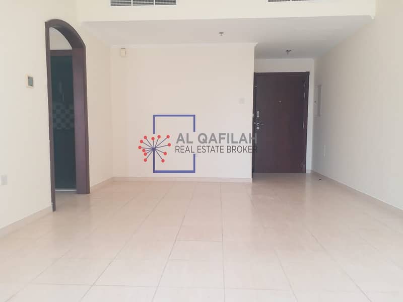 Bright Apt | Balcony | Kitchen Appliances | All Amenities | Tecom