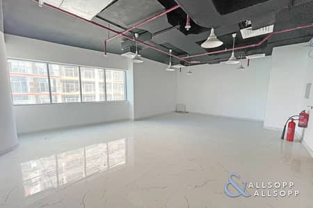Office for Sale in Business Bay, Dubai - Vacant | Motivated Seller | Quality Fitted