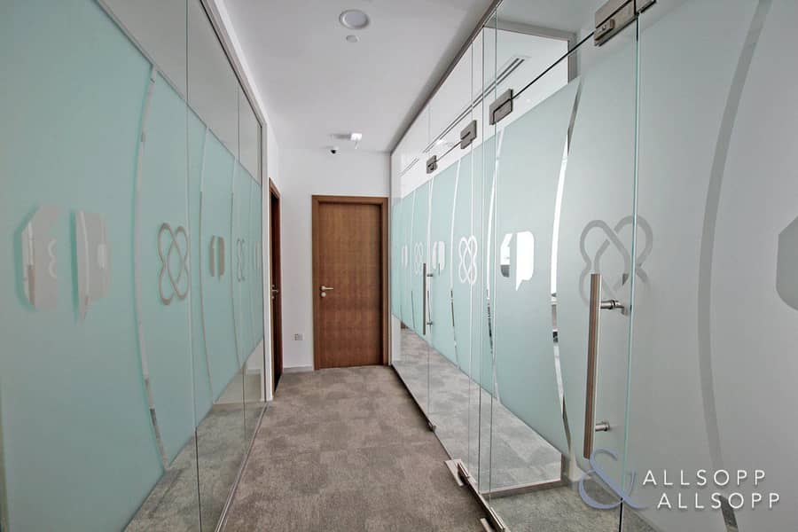 6 Corner Unit |Burj/ Canal Views| New Fit-out