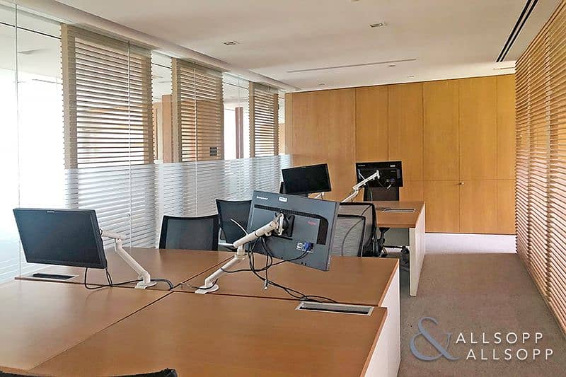 11 Full Floor | Ideal for large staff | Furnished