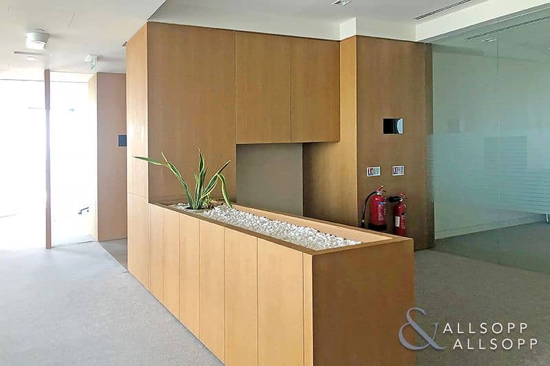 14 Full Floor | Ideal for large staff | Furnished