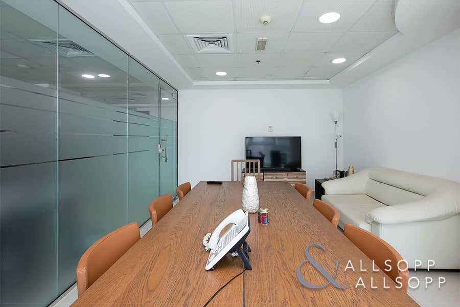 位于朱美拉湖塔 (JLT)，JLT C区，财富大厦 的写字楼 650000 AED - 5393677