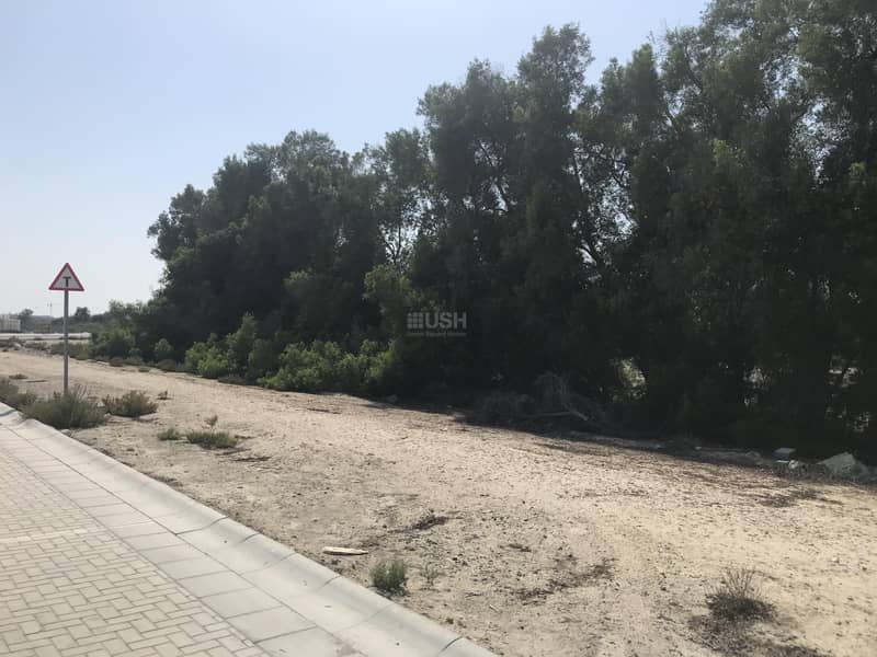 15 Golf course view villa plot in Meydan