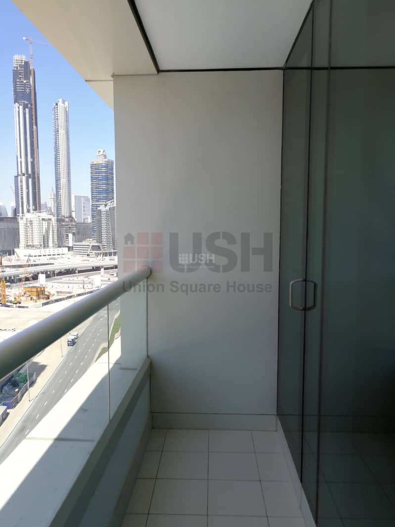 9 Fully Furnished 2Br with Maids with Burj View