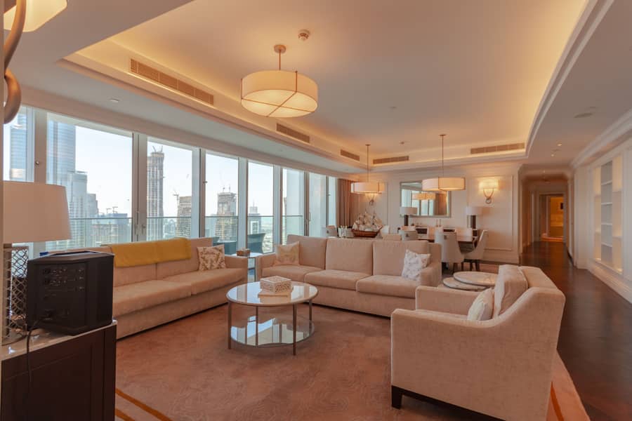 2 5BR Sky Collection Penthouse with 180 Open View