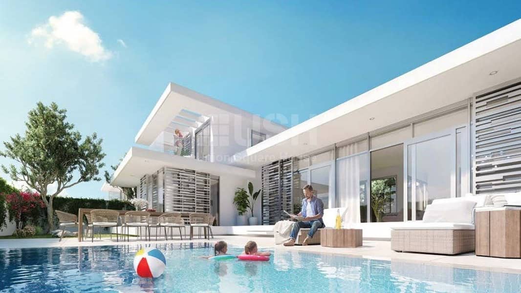 luxury 5BR  Garden suits villa 5 years payment plan