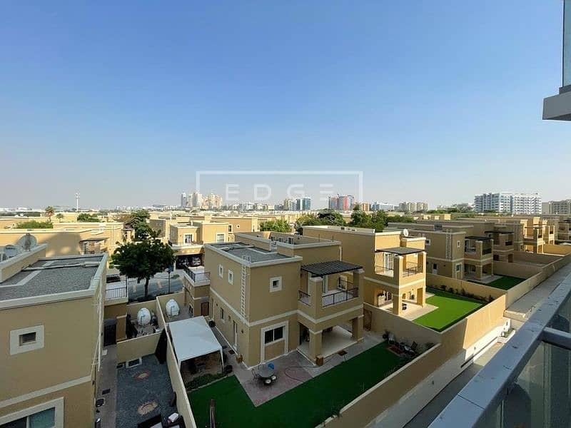 10 Spacious | 1 Bedroom | For Sale | Great Investment