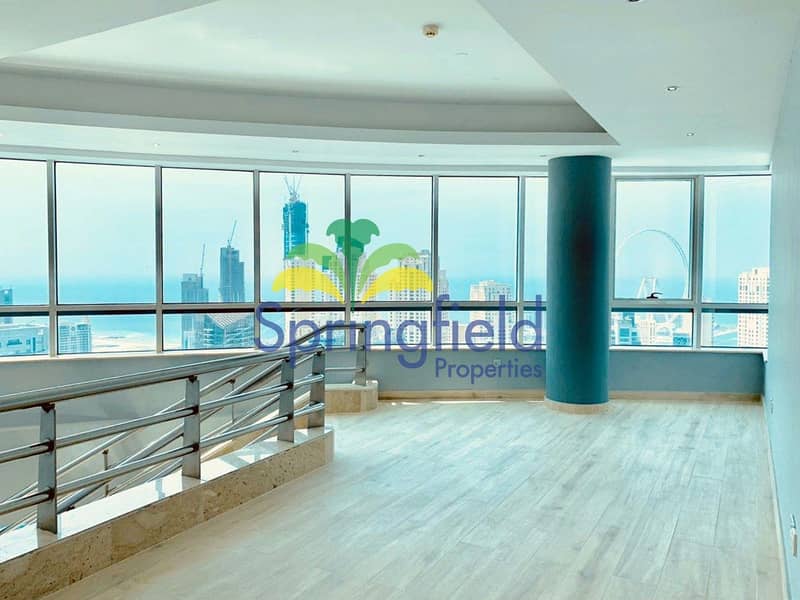 2 Exclusive | 4BR Duplex Penthouse | Vacant