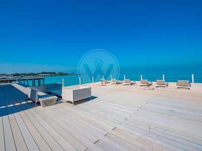 4 Bedroom Villa for Sale in Nurai Island, Abu Dhabi - Contemporary luxury directly on & over the sea!