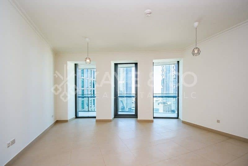 شقة في برج فيستا 1 برج فيستا وسط مدينة دبي 2 غرف 2290000 درهم - 5509017