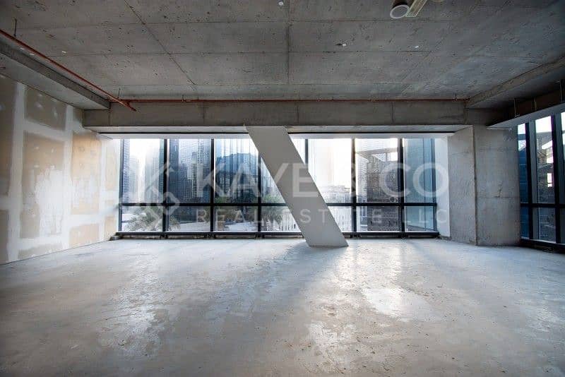 10 Shell and Core | Office | Low Floor  | 8 Parkings