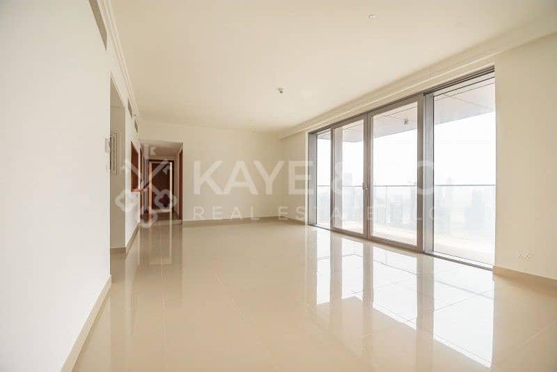 4 3BR plus Maid |Burj and Fountain View | High Floor