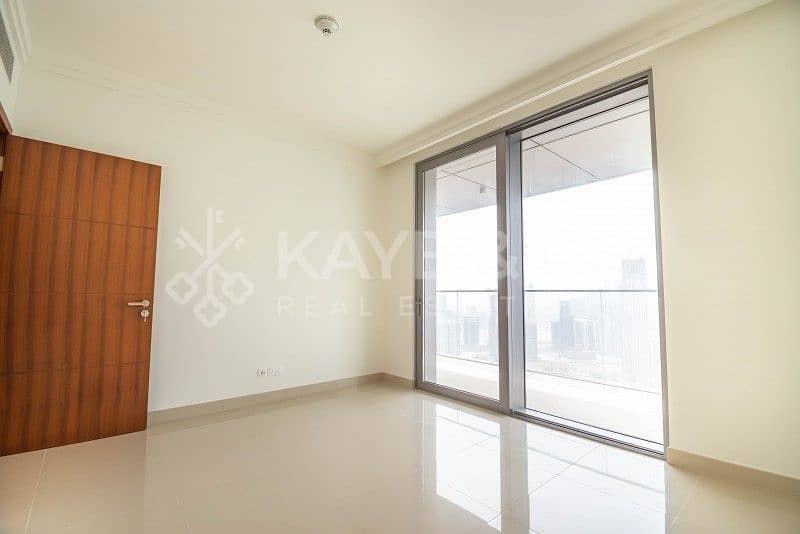 14 3BR plus Maid |Burj and Fountain View | High Floor