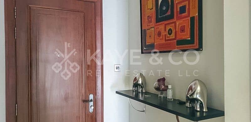 8 Spacious 2BHK | Well Maintained | Community View