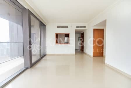 1 Bedroom Flat for Sale in Downtown Dubai, Dubai - 1 Bedroom | High Floor | Partial Lake View