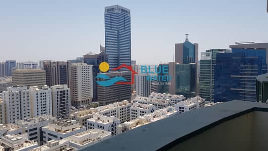 3 Bedroom Flat for Rent in Hamdan Street, Abu Dhabi - Top floor