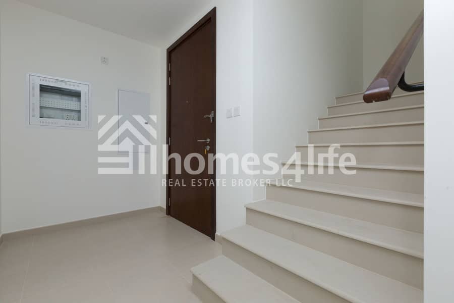 5 EXCELENT LOCATION | 4BR SAMA TOWNHOUSE