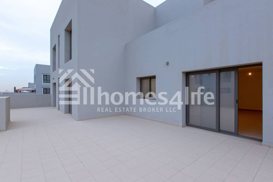 29 Brand New and Vacant|Pool Facing|With Huge Terrace