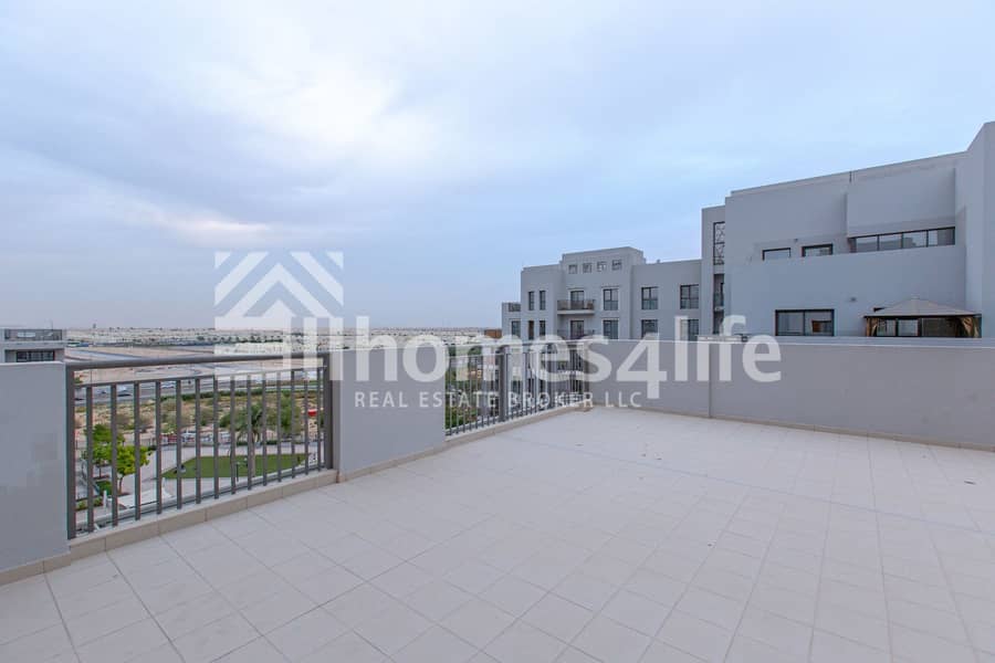 32 Brand New and Vacant|Pool Facing|With Huge Terrace