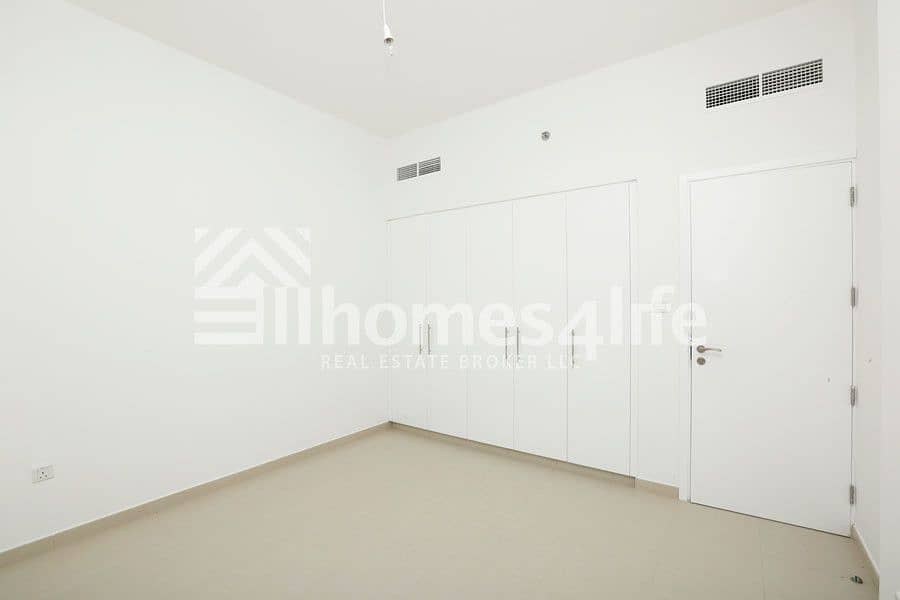 4 1BR Zahra Apartment | Mid Level | Great View
