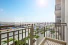12 Gorgeous View | Mid Level Apartment | With Balcony