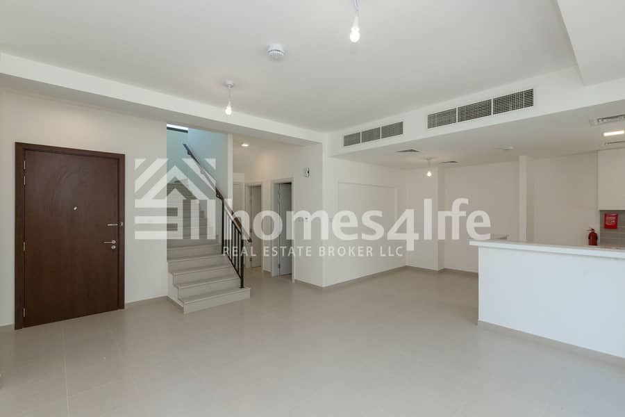 2 A 3BR Home Nearby to Pool and Park | Type 1
