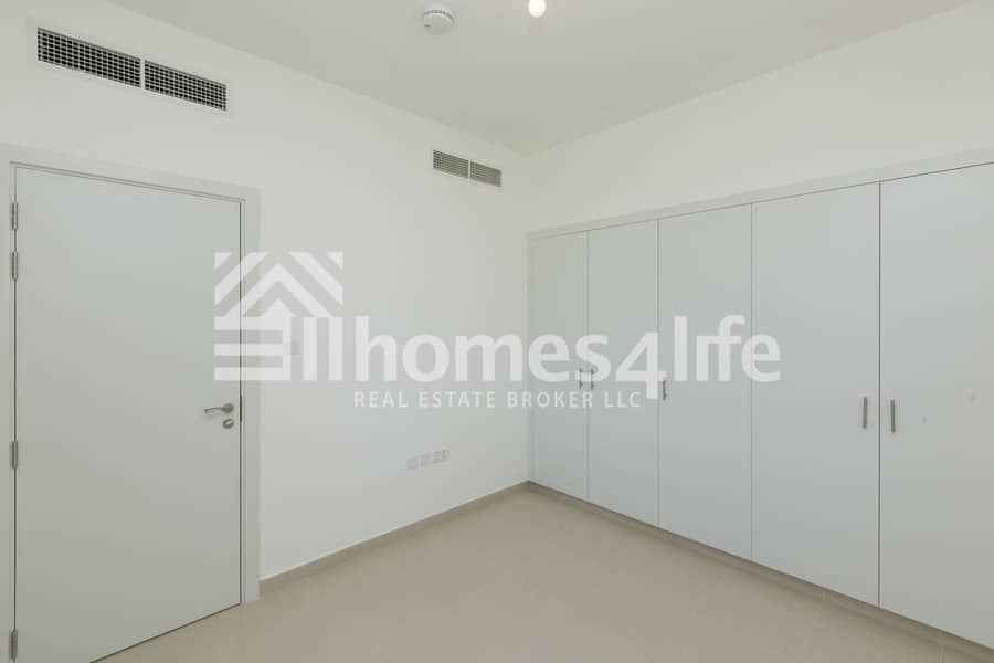 14 A 3BR Home Nearby to Pool and Park | Type 1