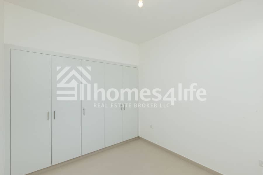 17 A 3BR Home Nearby to Pool and Park | Type 1