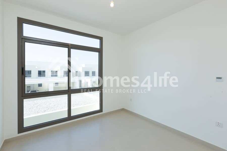 20 A 3BR Home Nearby to Pool and Park | Type 1