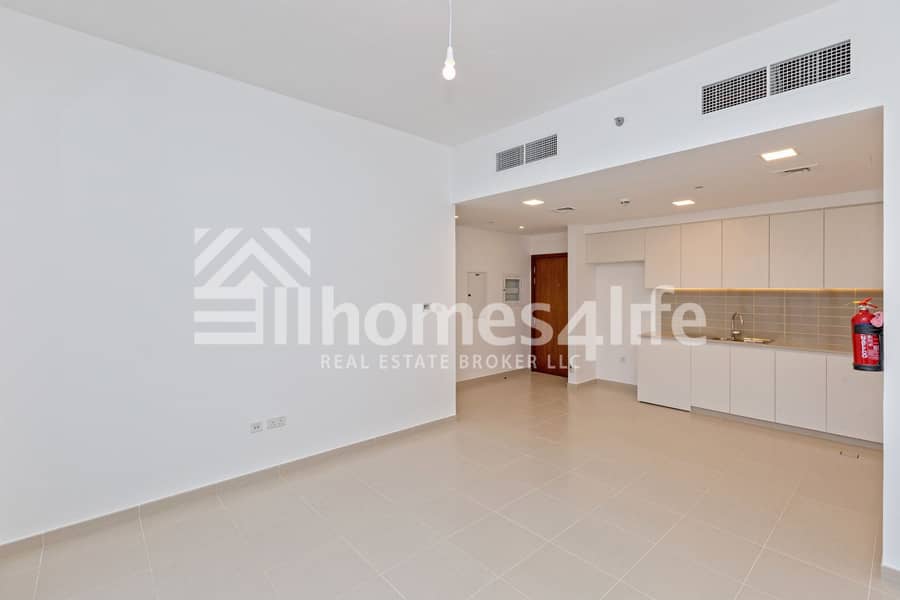 6 Amazing 2BR High Level Unit | Close to Facilities