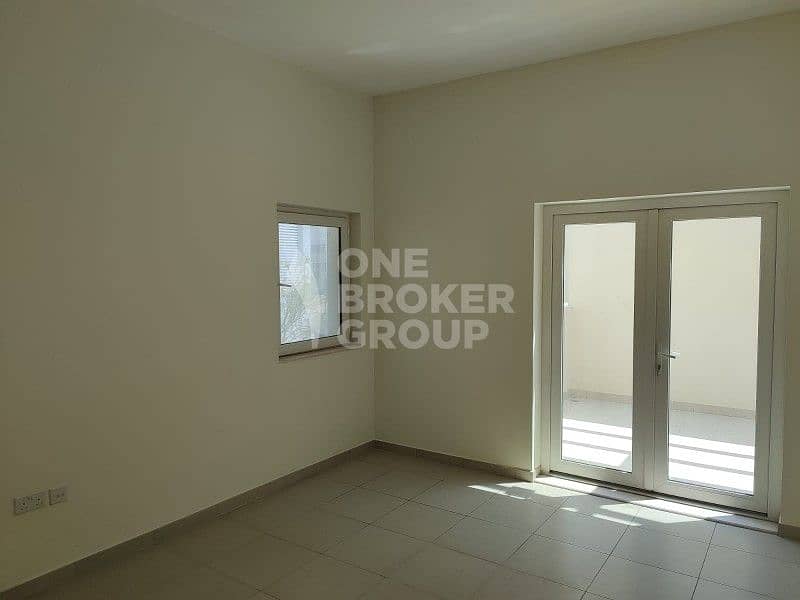 11 3 Bedroom Townhouse for Sale in Nakheel Al Furjan
