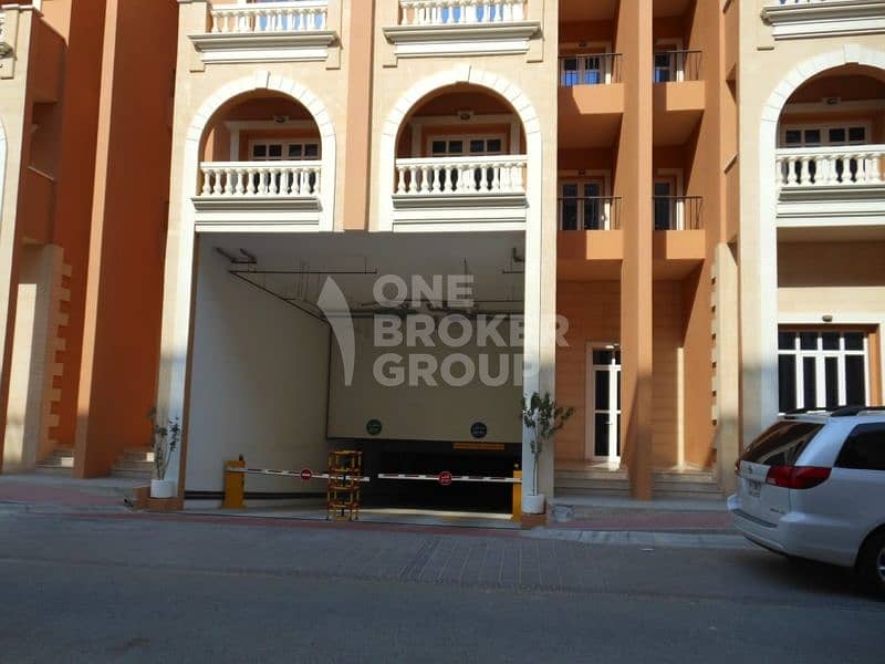 12 Spacious unfurnished 1 BR with 2 balconies