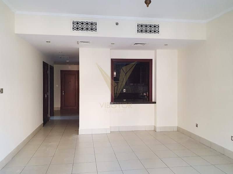 5 Vacant 2BR | Burj Khalifa View | Amazing Location