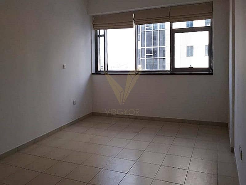 Vacant 2BR | Close to Metro | Business Bay