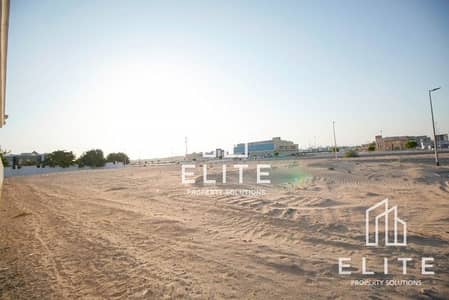 Plot for Sale in Nad Al Sheba, Dubai - Royal Land Plot | Close To Mall | Motivated Seller