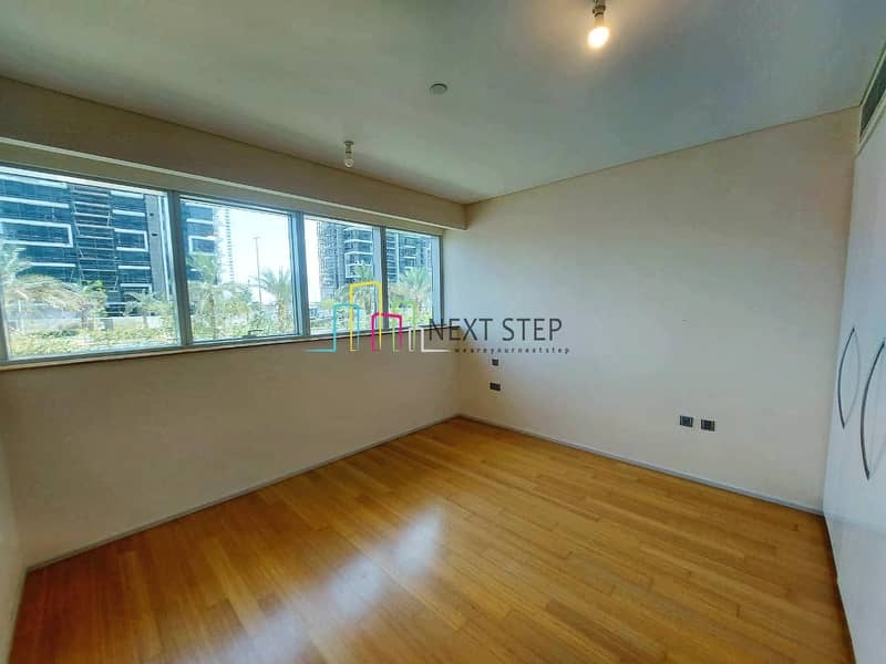 7 Hot Offer! No Commission 2BR Plus Laundry Room with Balcony l Facilities l 2 Parking