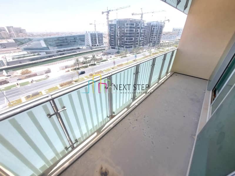 3 Stylish 2BR Plus Laundry Room with Balcony *Sea View*  l Facilities l 2 Parking