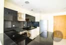 6 NICE 2BEDROOMS| FOR SALE |IN BUSINESS BAY