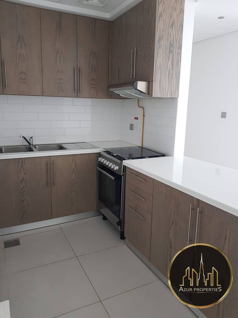 5 Excellent 02 BR + Maid |  Open Kitchen  | Nice View