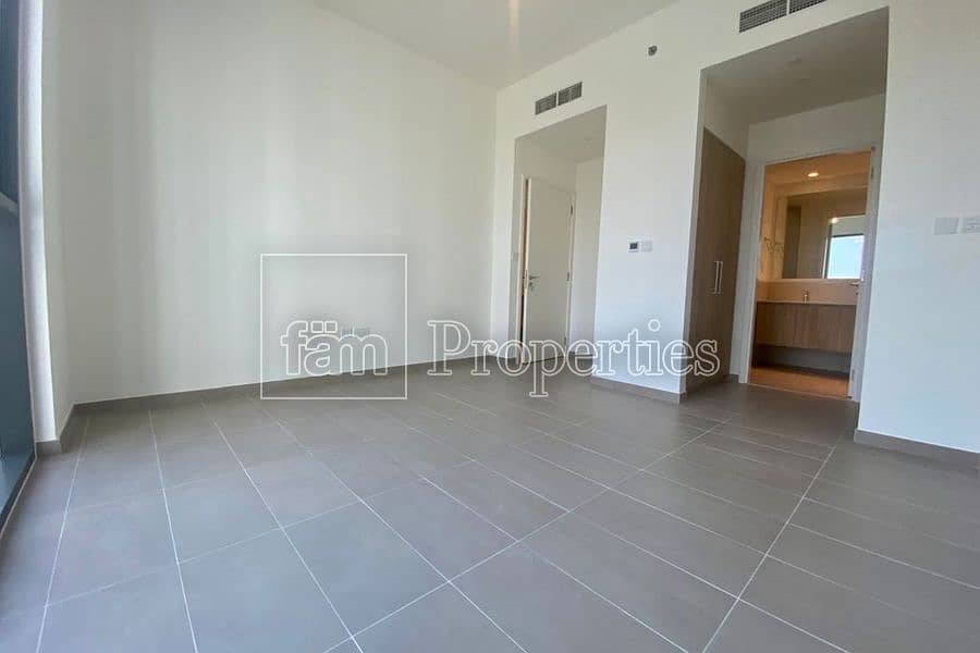 2 Brand New 2 Bedrooms. . Full Park View. .