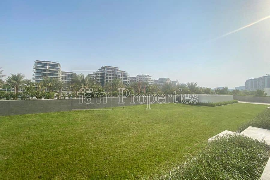 10 Brand New 2 Bedrooms. . Full Park View. .