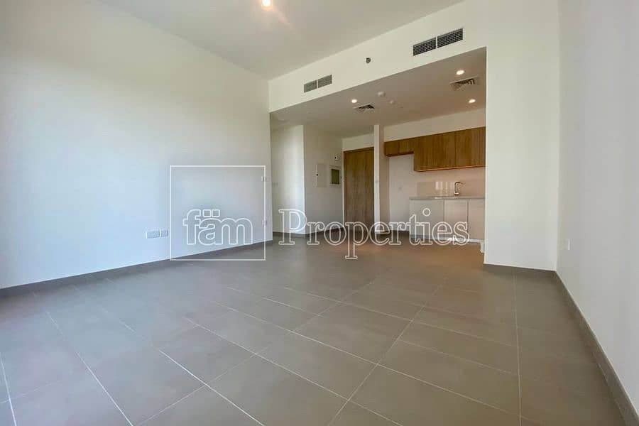 Full park View | Brand New Apartment I Vacant